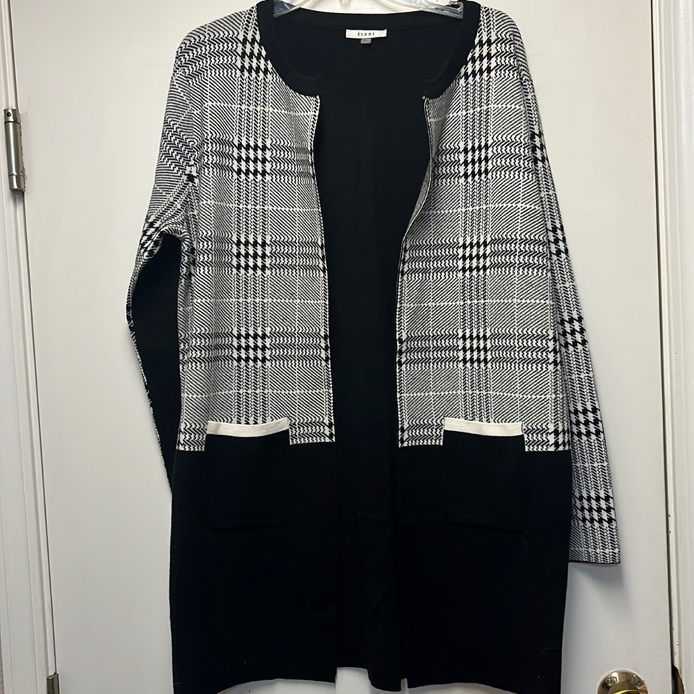Black & white sweater